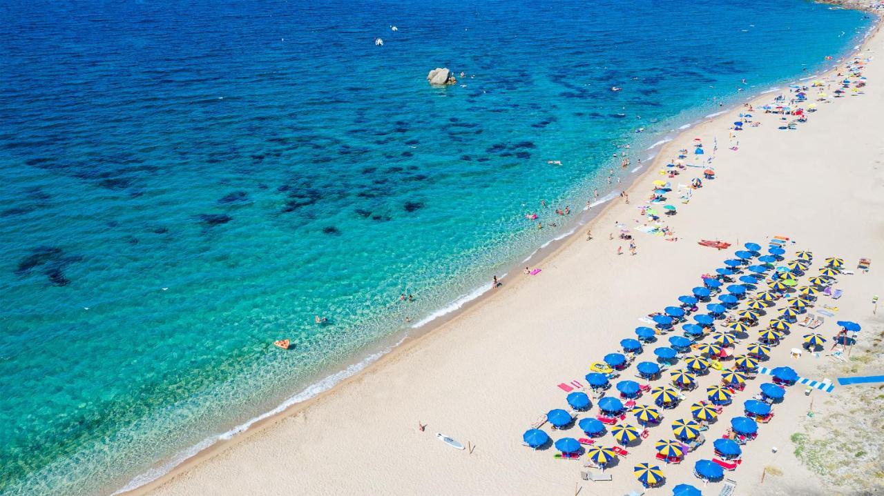 Camping Village Baia Blu La Tortuga Aglientu Buitenkant foto